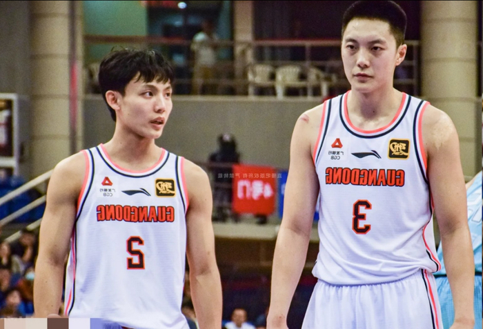 0分0助+全场-23的尴尬局面：徐杰MVP后三战两场0分